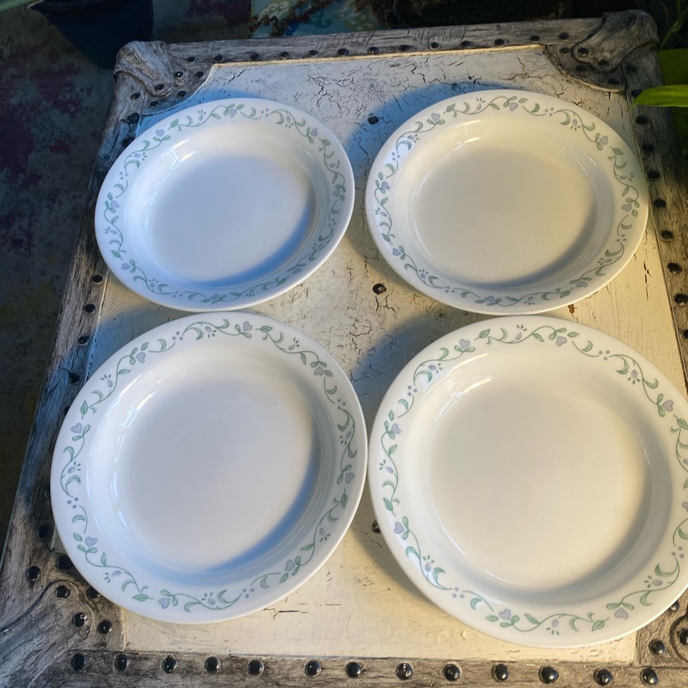 4 Corelle Country Cottage 15 oz Rimmed Soup Bowls
